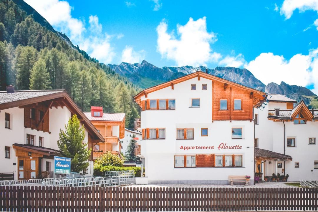 Photo of Others in Ravaisch