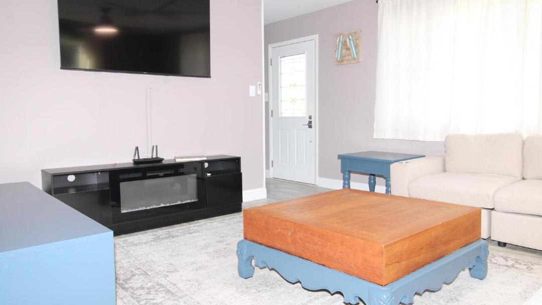 Photo of Others in Town Bank