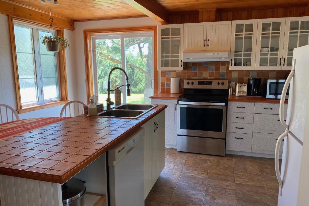 Photo of Kitchen in Isle aux Coudres