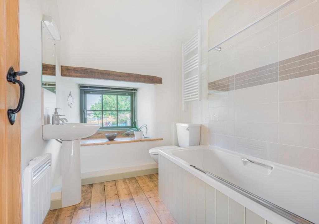 Photo of Others in Shap