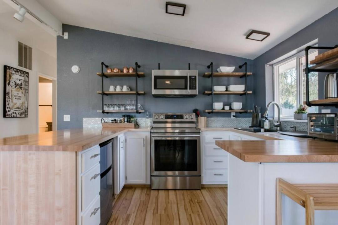 Photo of Kitchen in Coos Bay