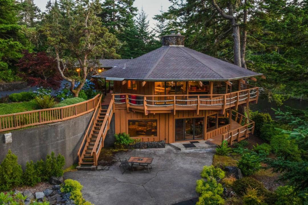 Photo of Others in Saunders Lake