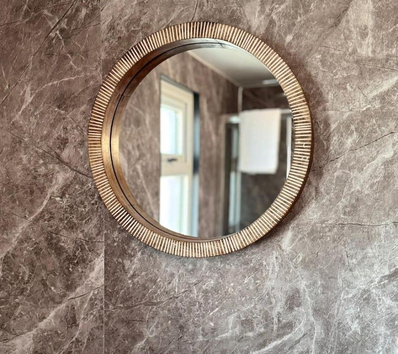 Photo of Others in Sandwich