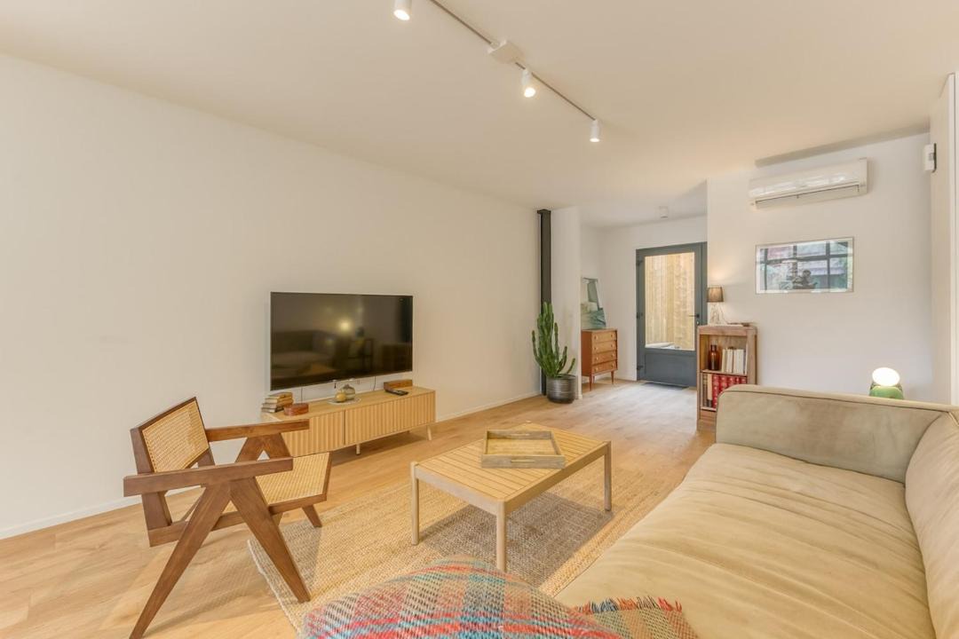 Photo of Others in Bagnolet