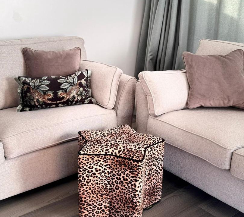 Photo of Others in Sandwich