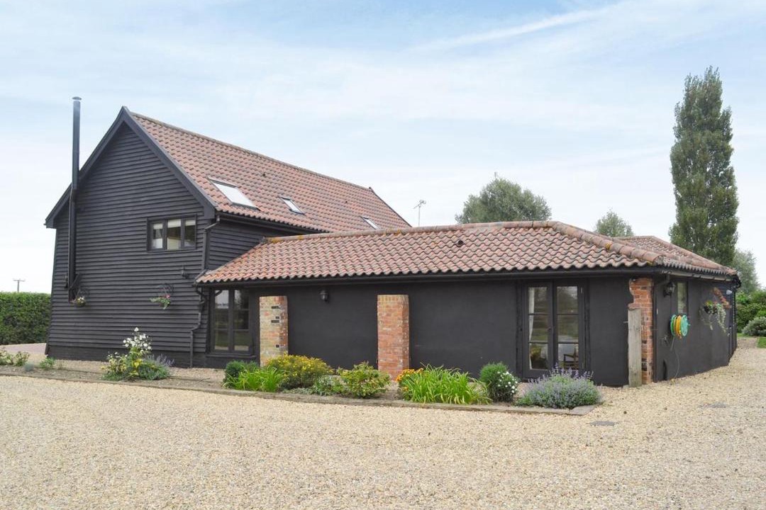 Photo of Others in Diss