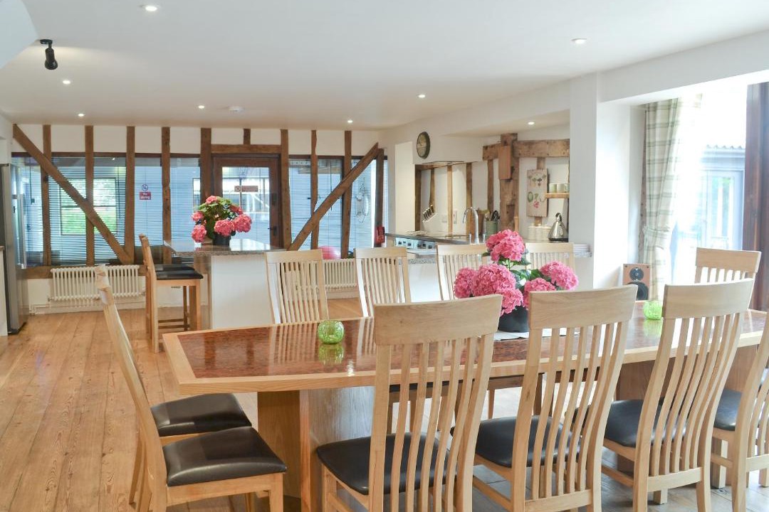 Photo of Others in Diss