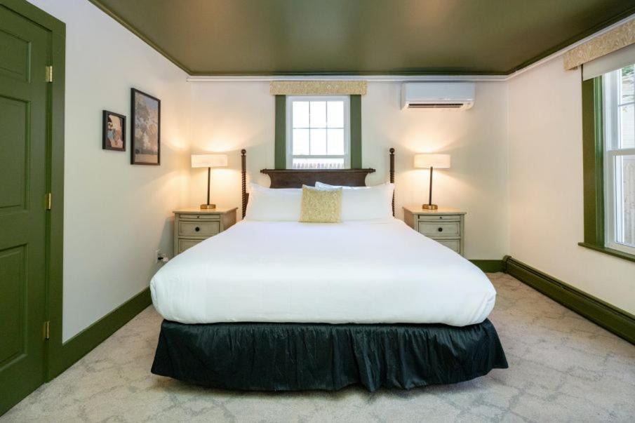 Photo of Others in Lenox