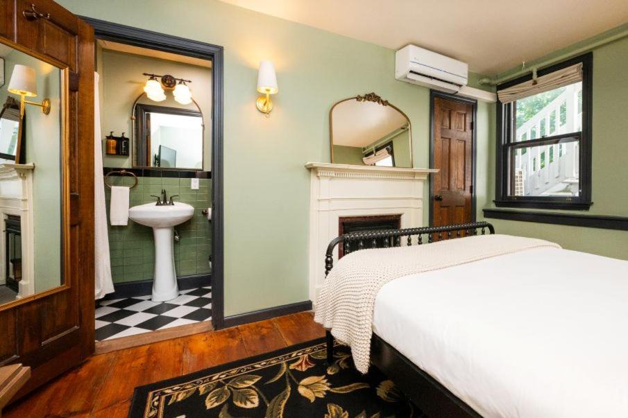 Photo of Others in Lenox