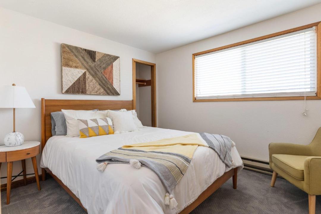 Photo of Bedroom in Oak Harbor