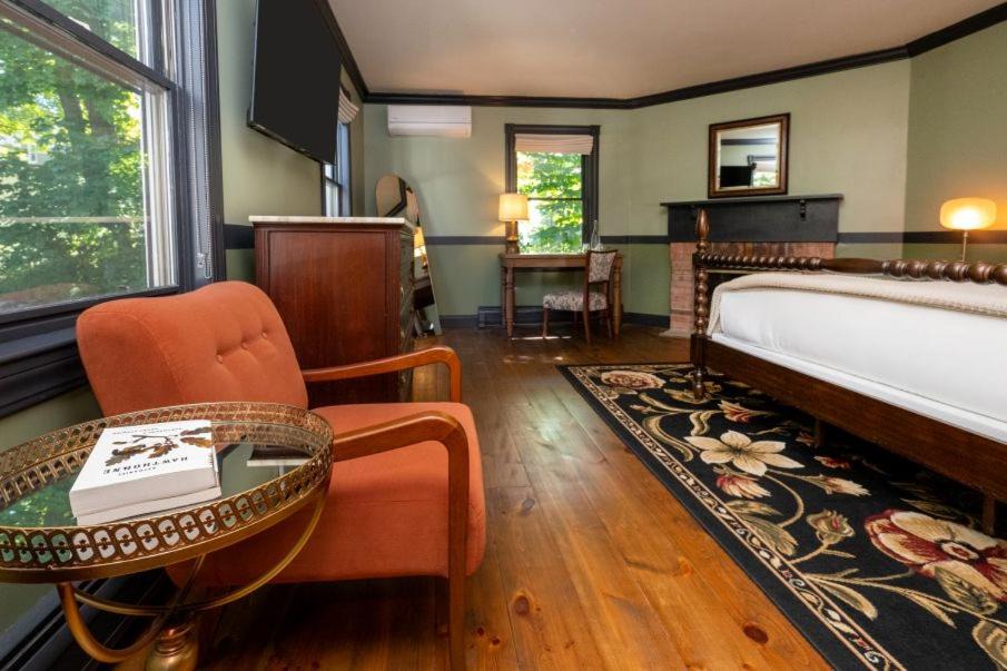 Photo of Others in Lenox