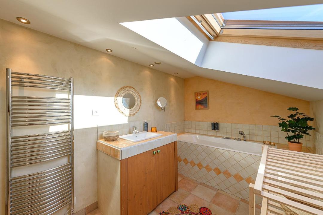 Photo of Bathroom in Saint-Jorioz