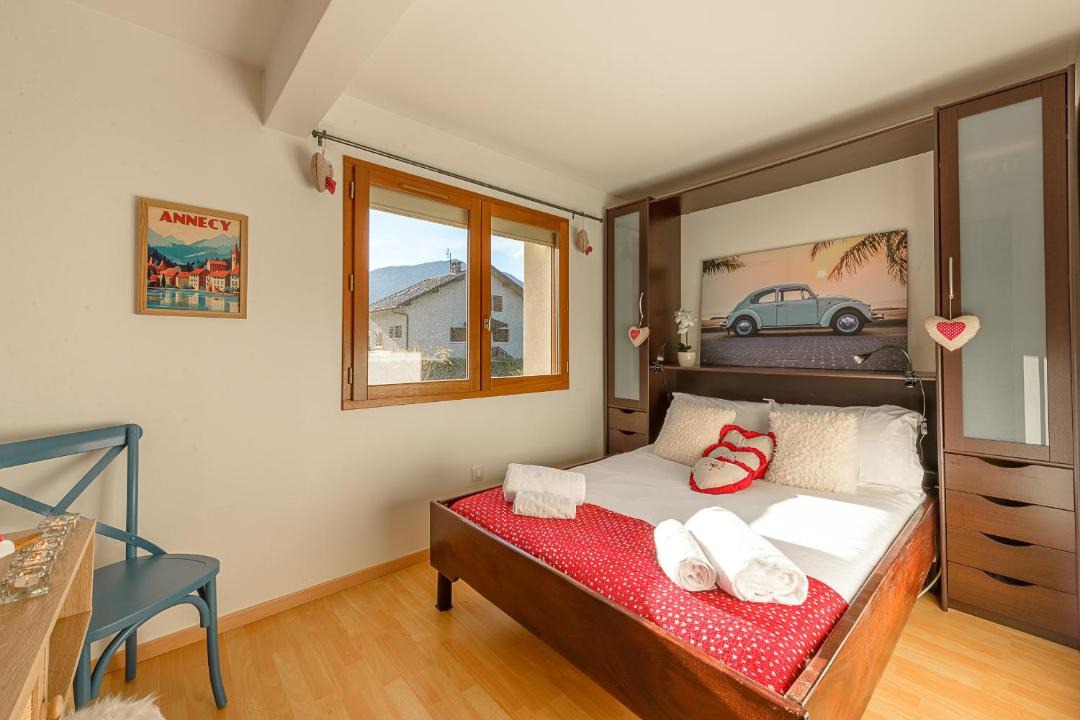 Photo of Bedroom in Saint-Jorioz
