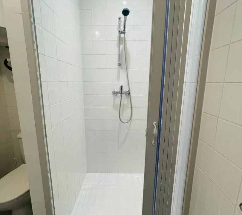 Photo of Bathroom in Saint-Jean-d'Angely