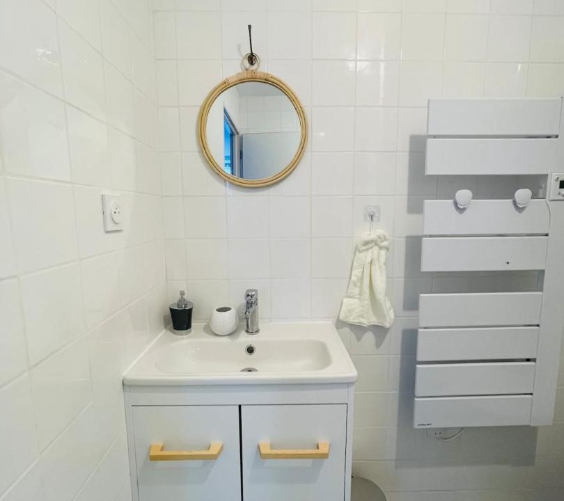 Photo of Bathroom in Saint-Jean-d'Angely