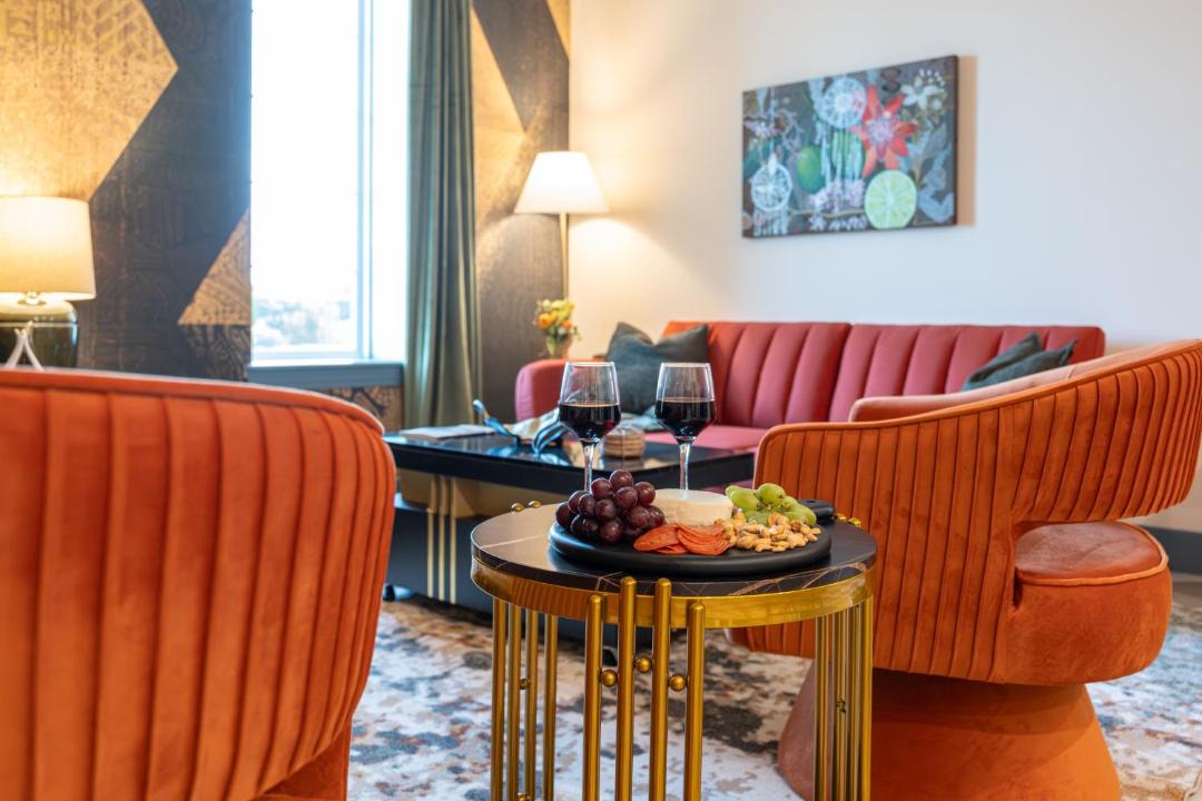 Photo of Livingroom in Downtown