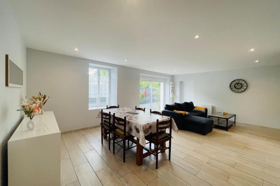 Photo of Others in Asnieres-la-Giraud