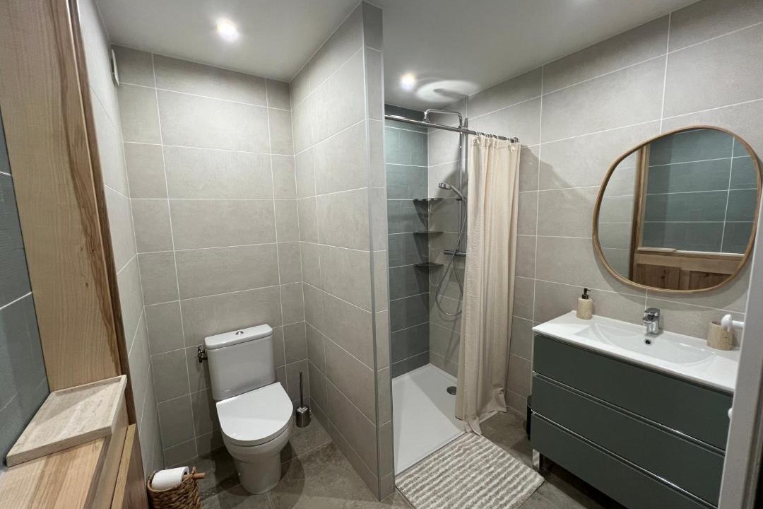 Photo of Bathroom in Le Glaizil