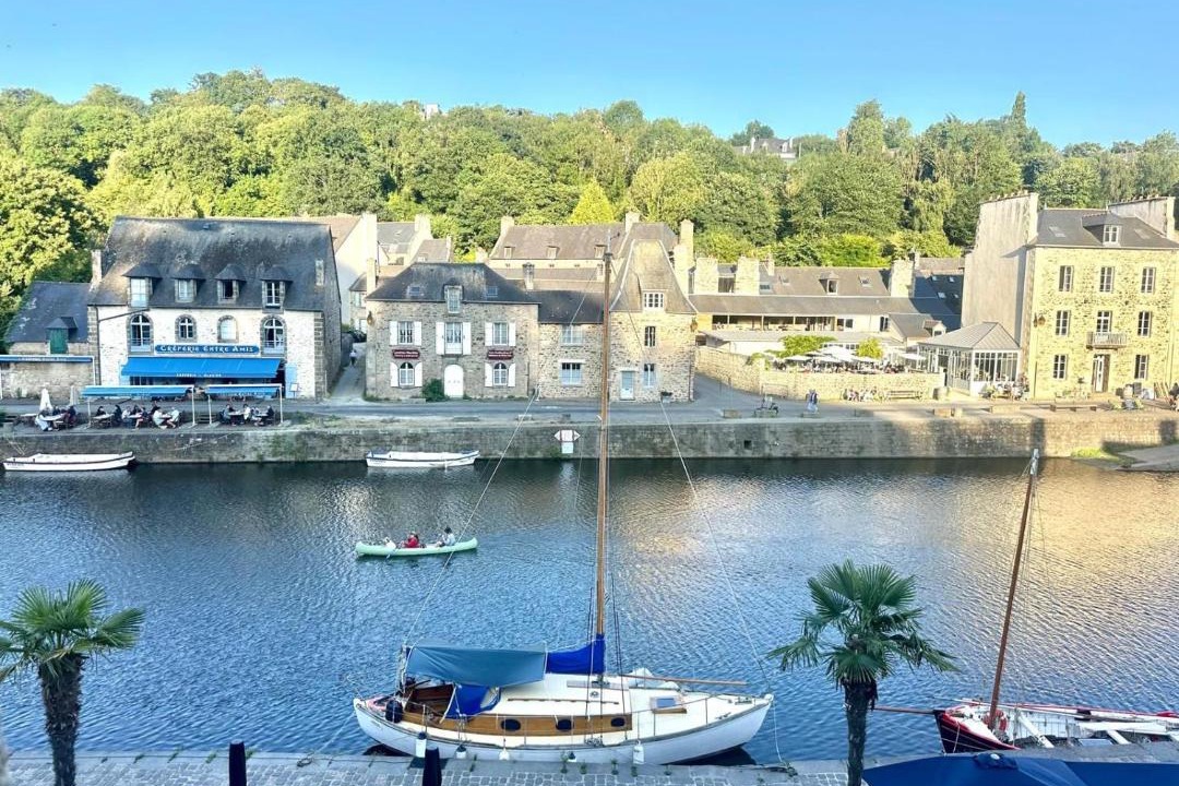 Photo of Others in Dinan