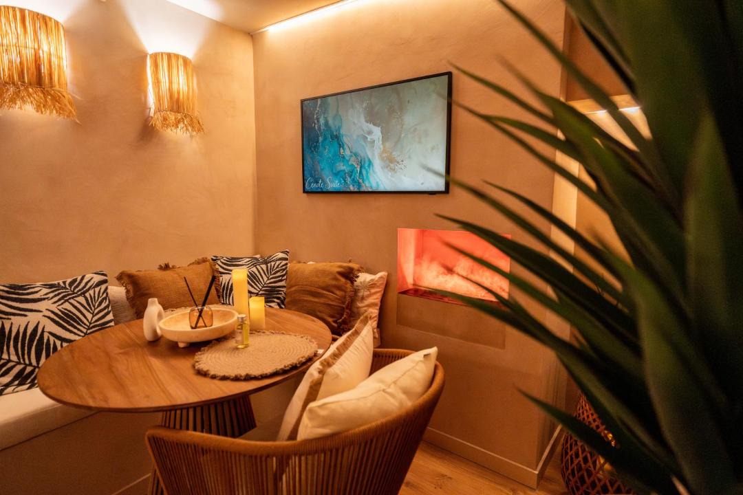 Photo of Others in Anatole France Danton