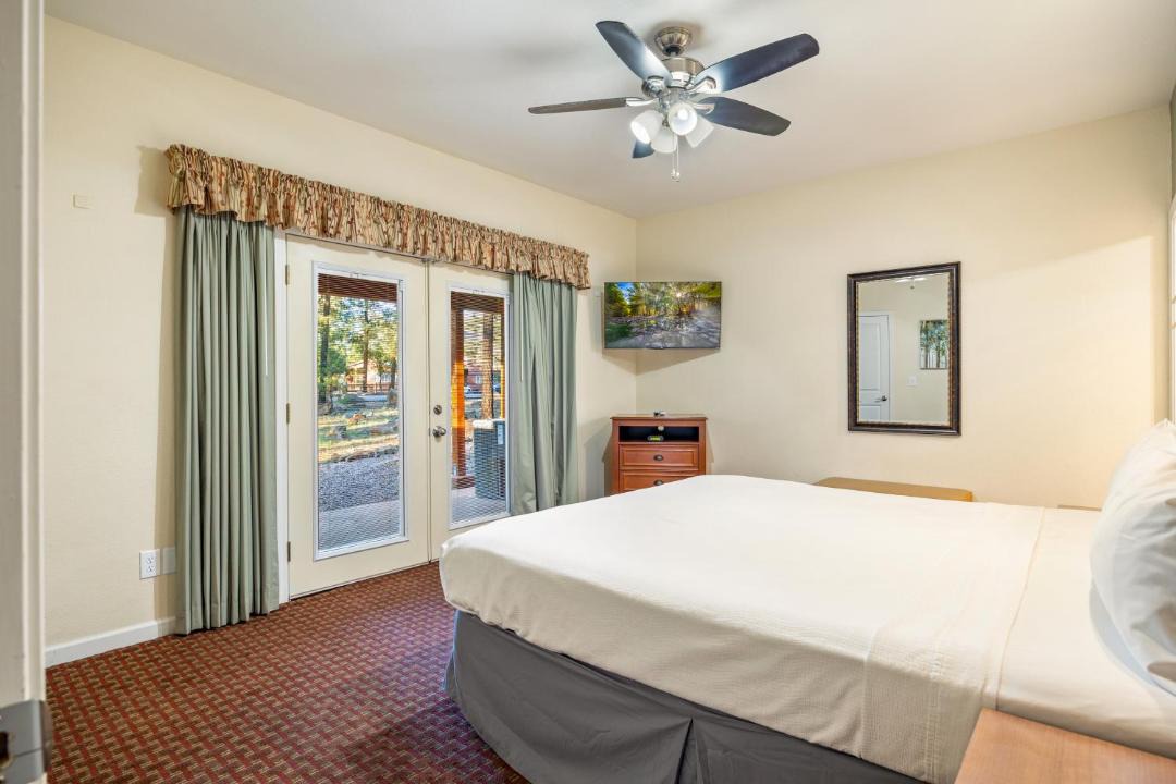 Photo of Bedroom in Pinetop