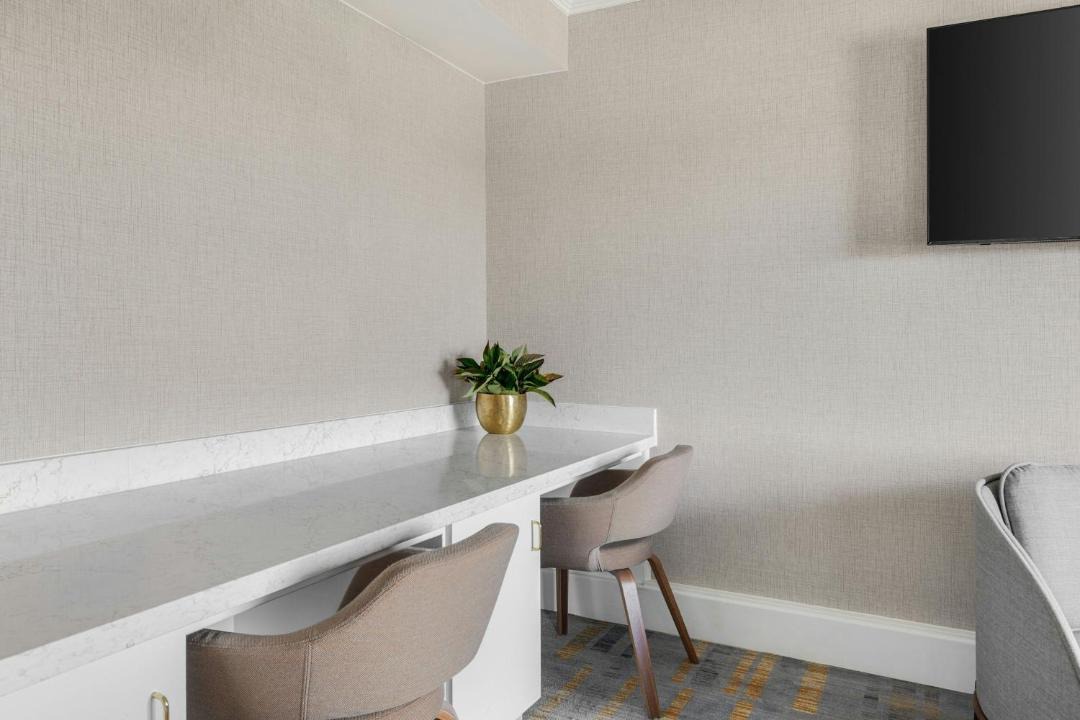 Photo of Others in Bedford Park