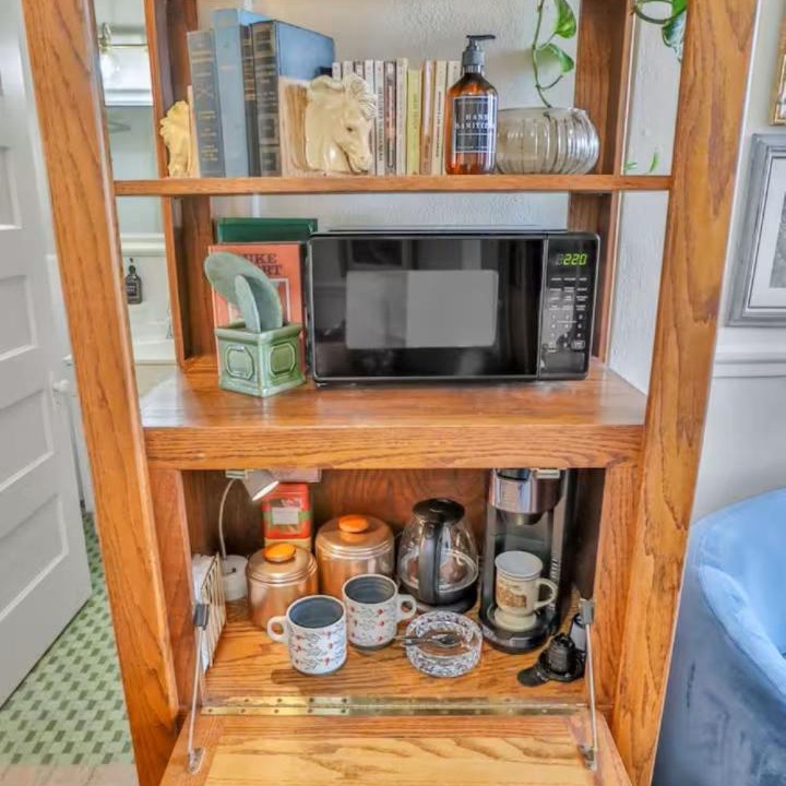 Photo of Kitchen in Main - Military Plaza