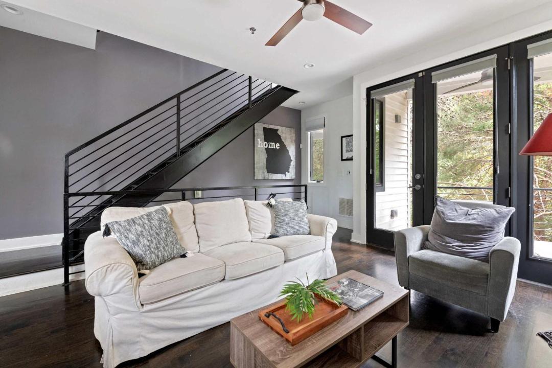 Photo of Others in Poncey-Highland