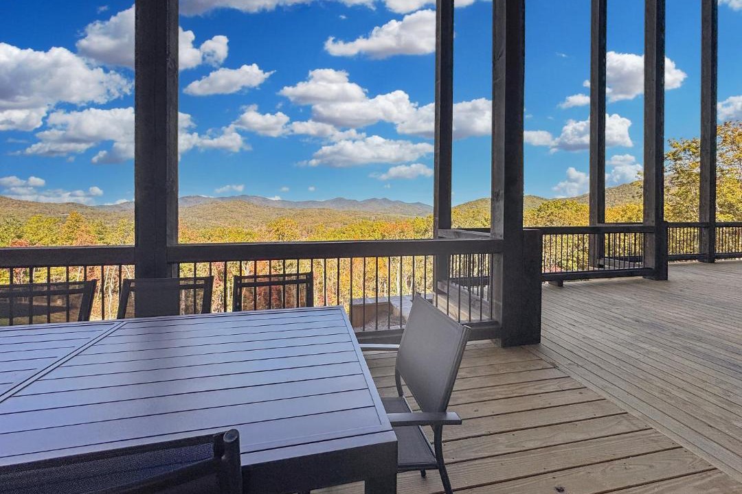 Photo of Patio Balcony in Ridgeline Vistas