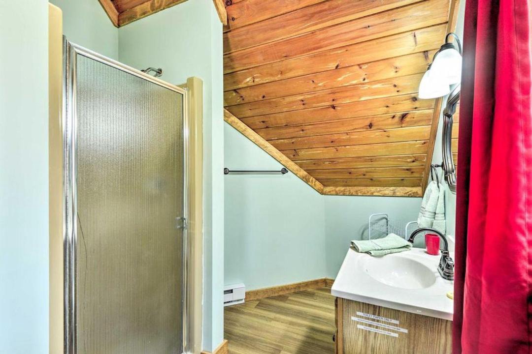 Photo of Bathroom in Pleasant Mount
