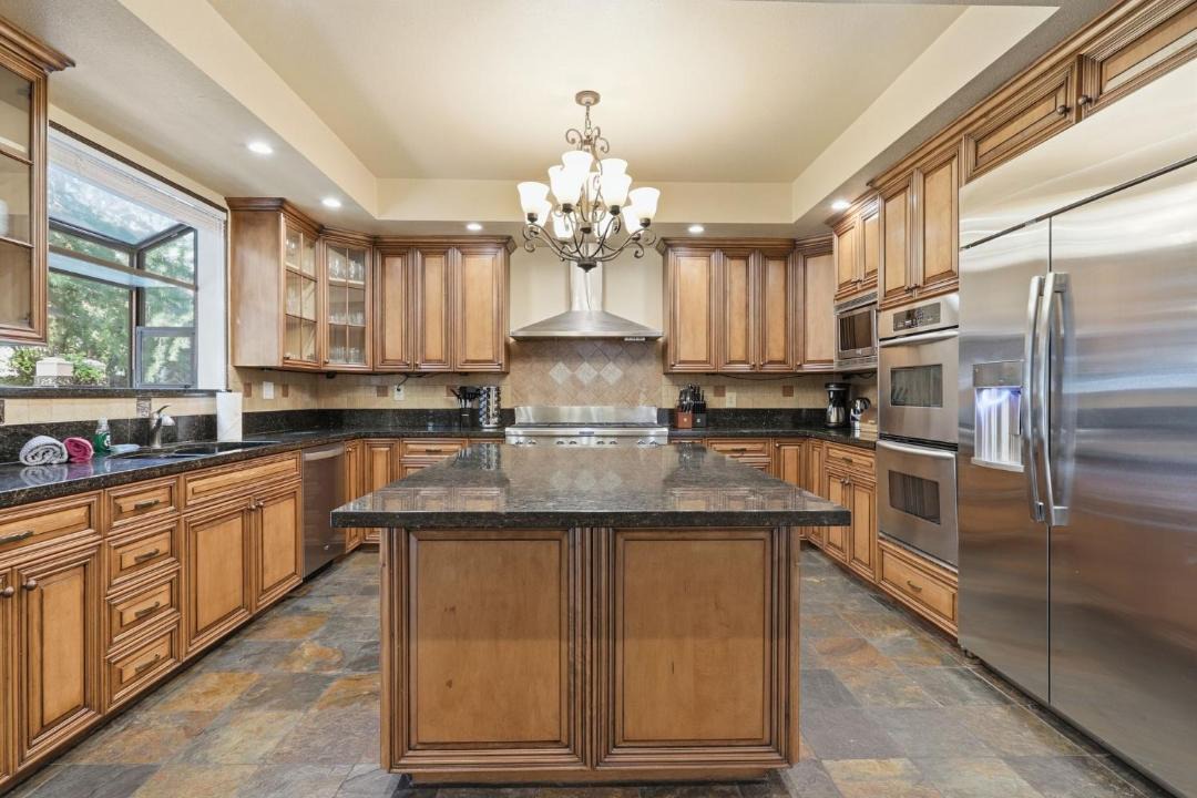 Photo of Kitchen in Pine Mountain Club