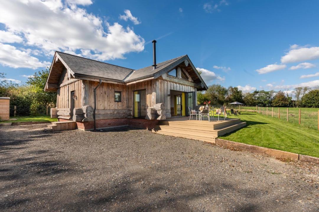 Photo of Others in Brazzacott