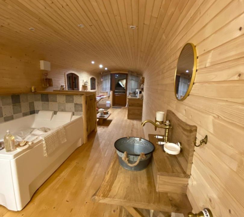 Photo of Others in Neuville-sur-Sarthe