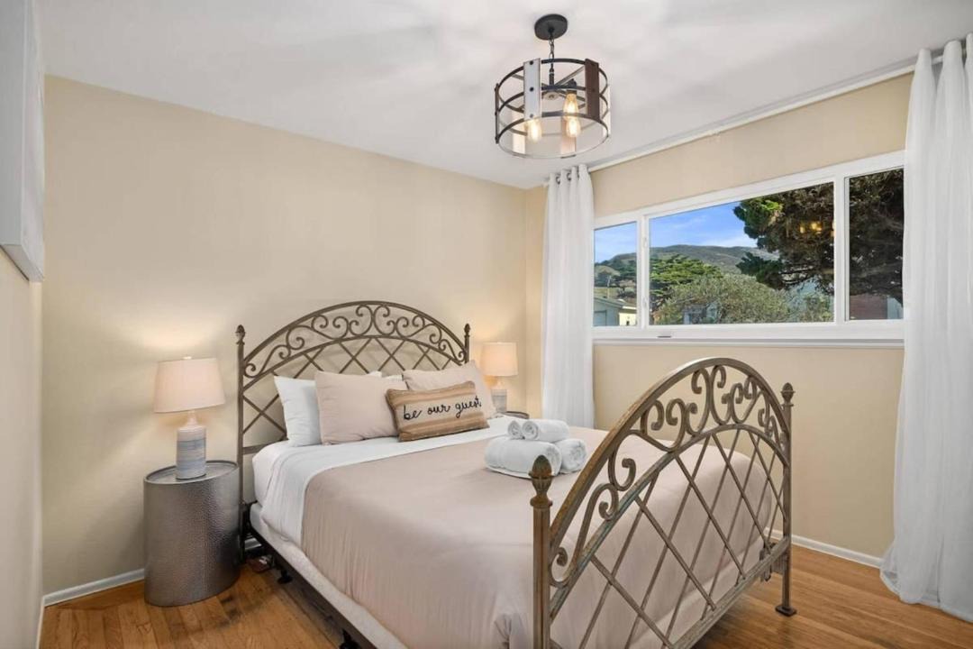 Photo of Others in Sharp Park