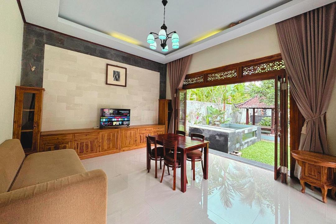 Photo of Others in Tembuku