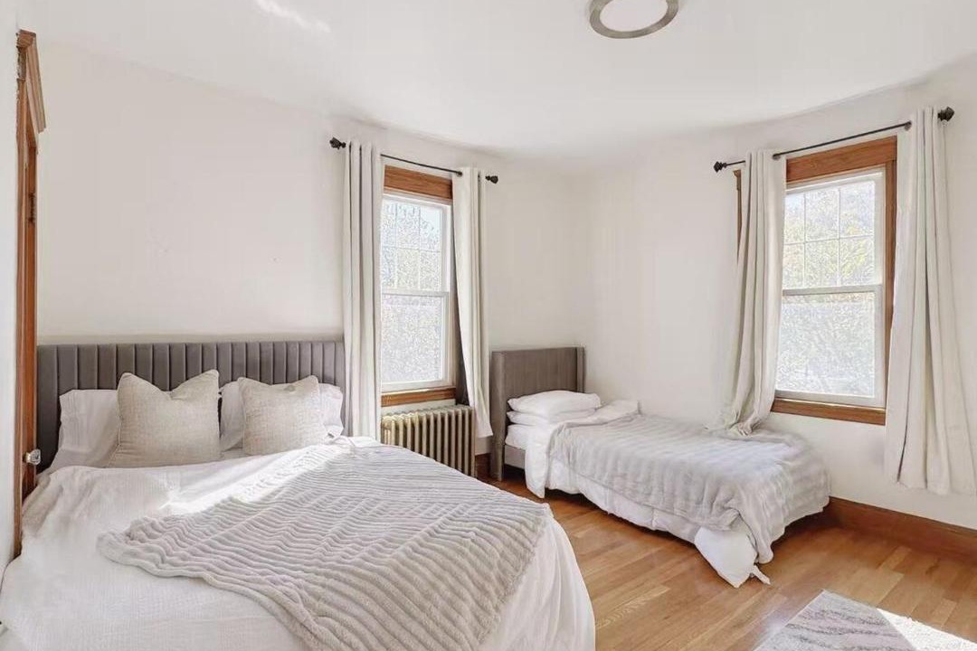 Photo of Bedroom in Revere