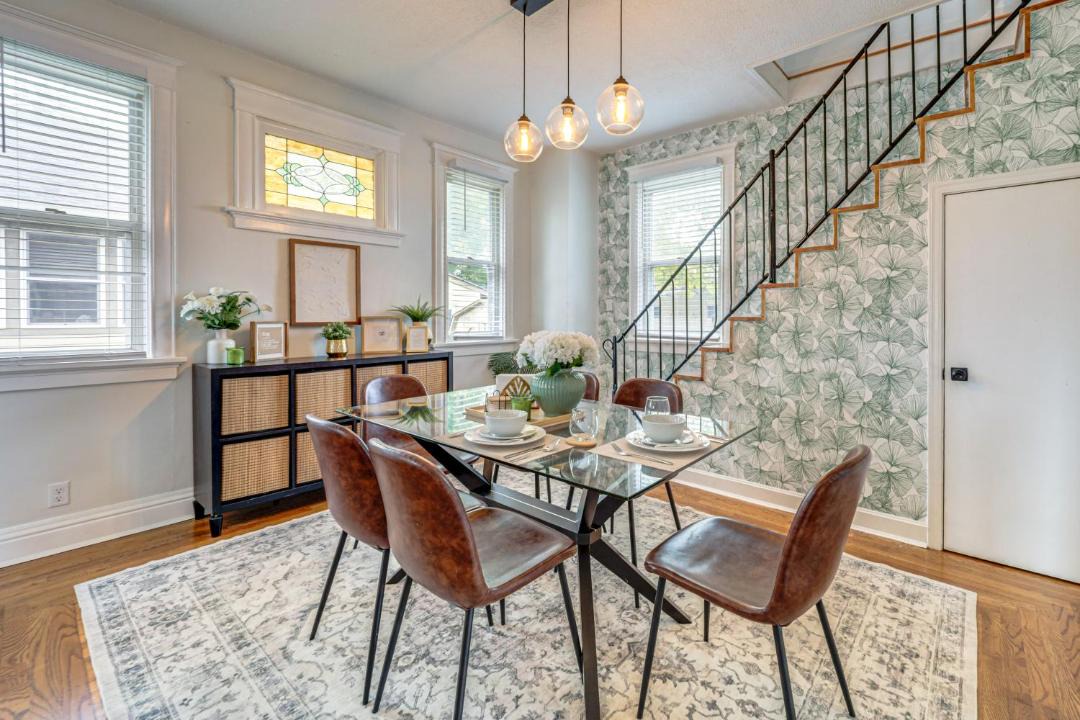 Photo of Others in Oakley