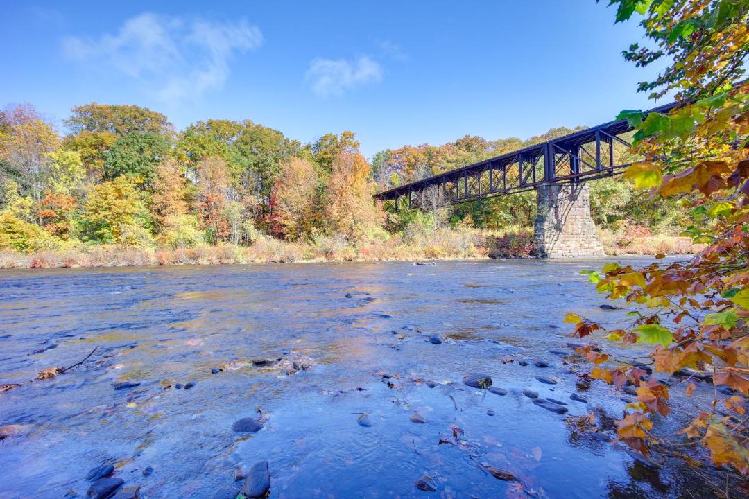 Photo of Others in Montague