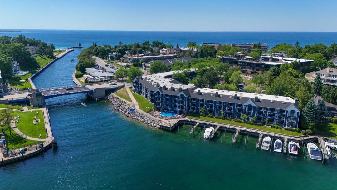 Photo of Others in Charlevoix