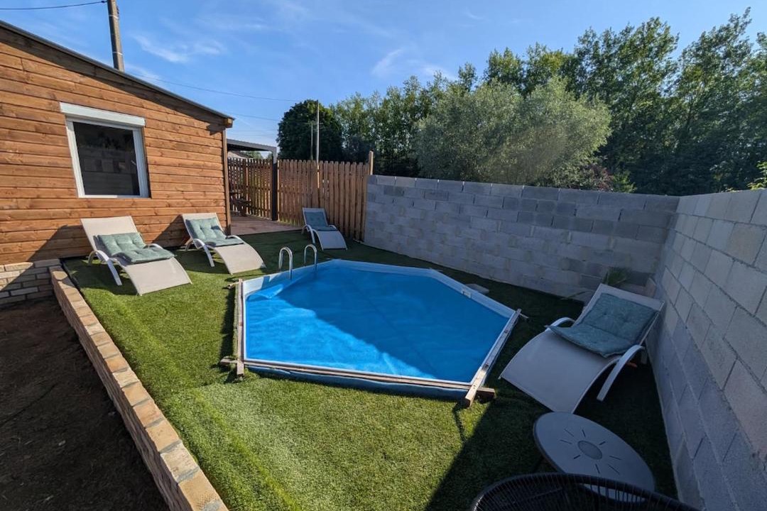 Photo of Others in Houlle