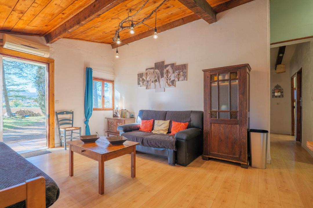 Photo of Others in Banne