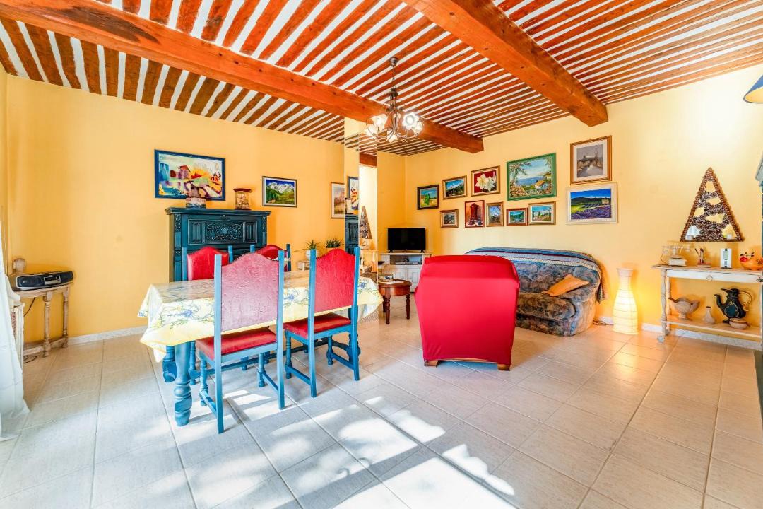 Photo of Others in Entrechaux