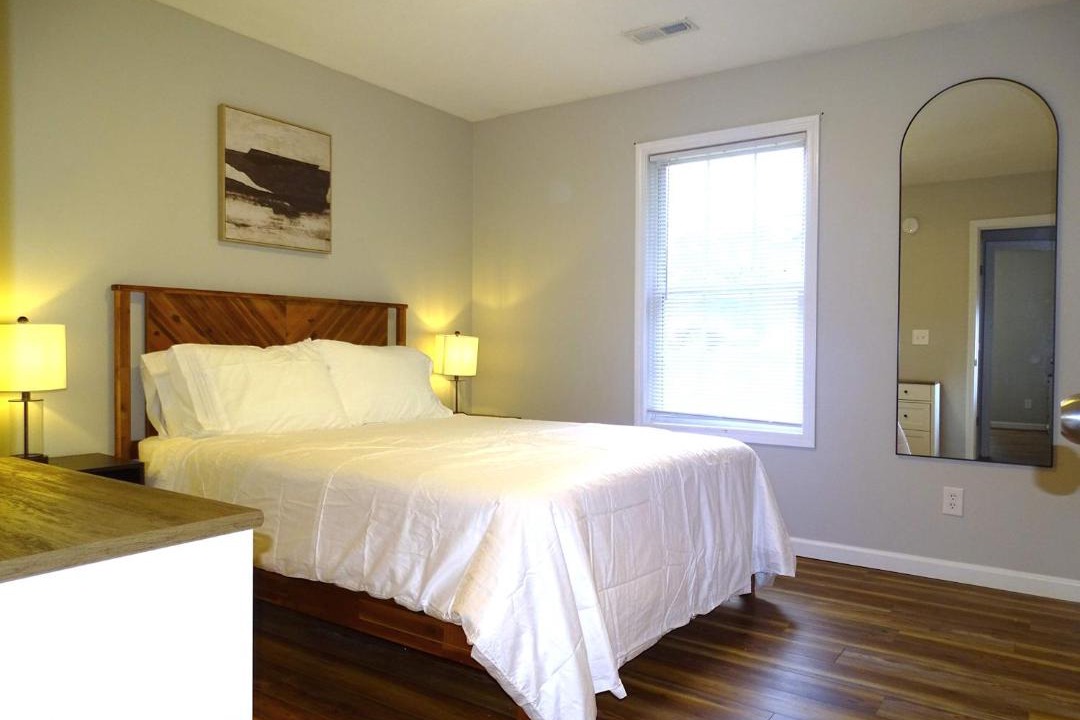 Photo of Others in Salem