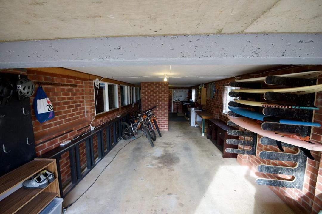 Photo of Others in Batehaven