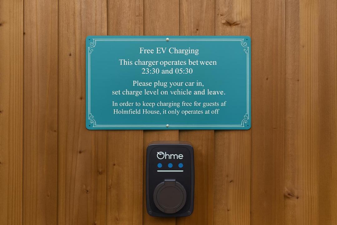 Photo of Others in Hoylandswaine