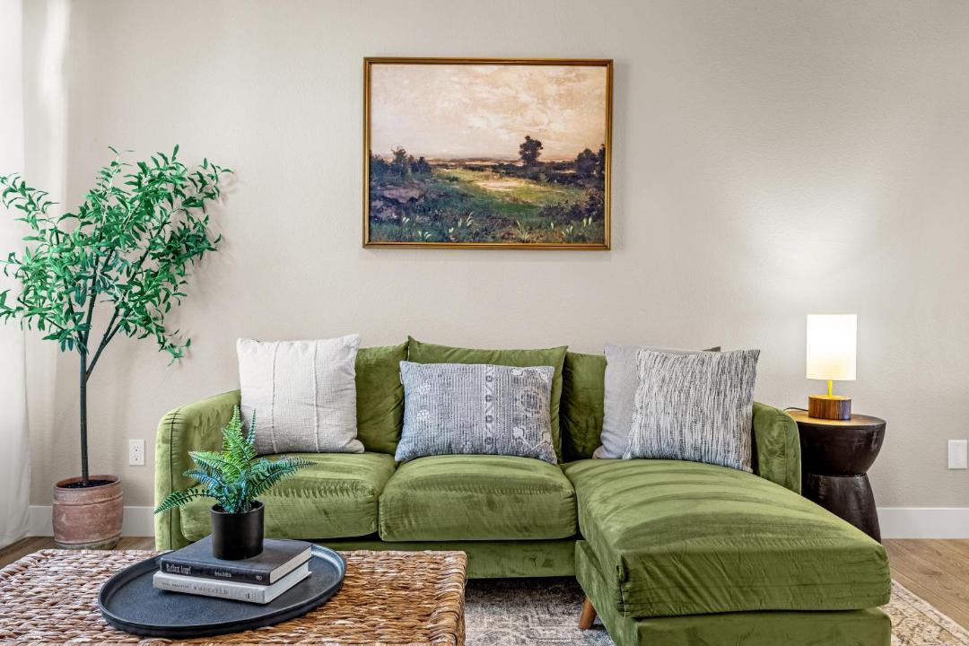 Photo of Livingroom in Northwest Colorado Springs