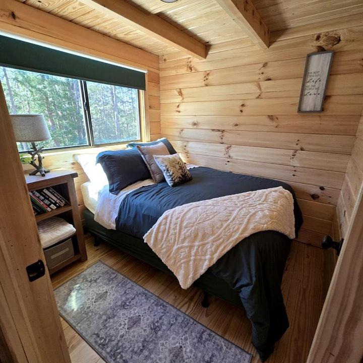 Photo of Bedroom in Bath