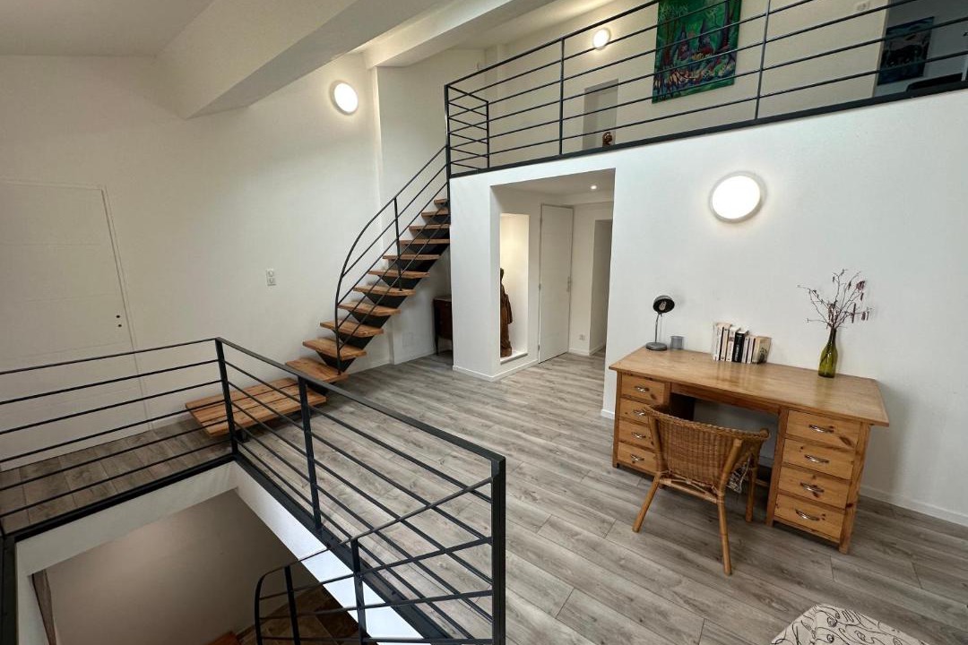 Photo of Others in Dun