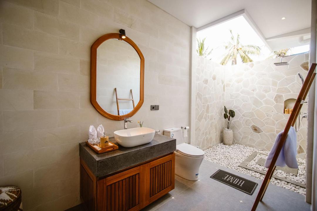 Photo of Others in Bukti