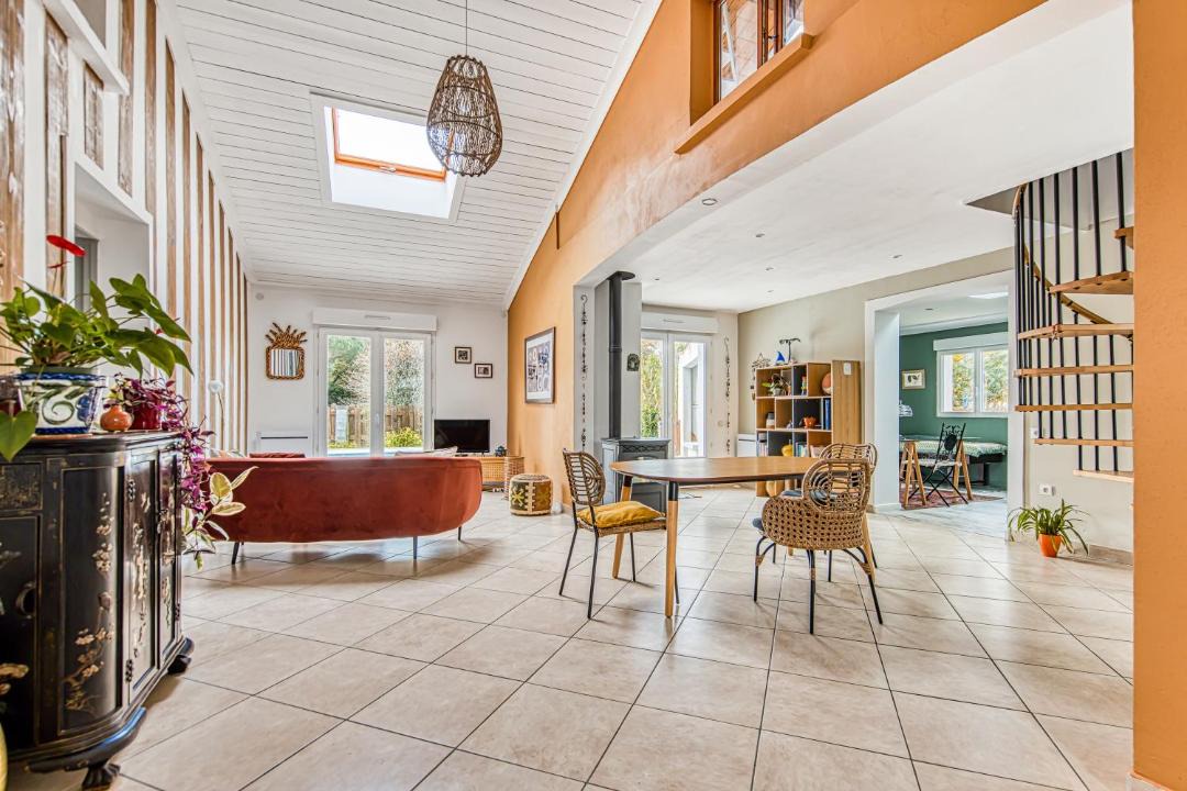 Photo of Others in Grayan-Et-L'Hopital